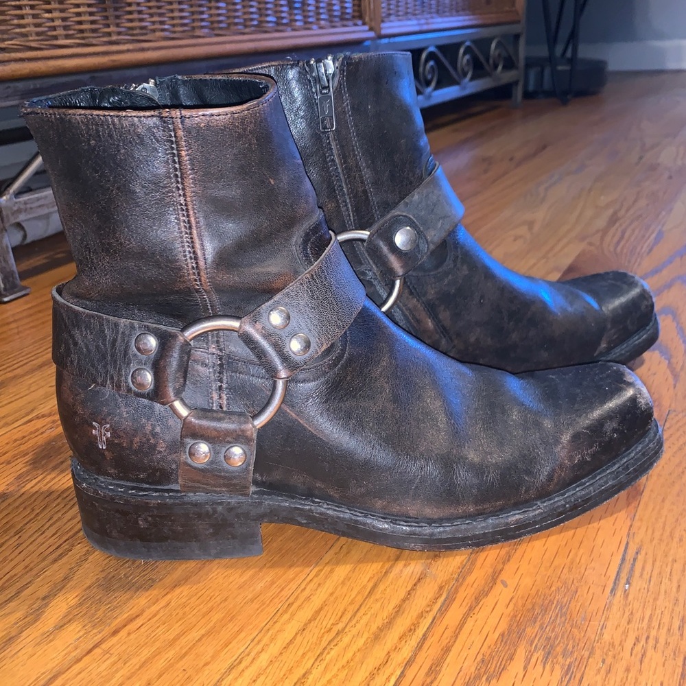 Frye dark brown soft durable leather motorcycle boots